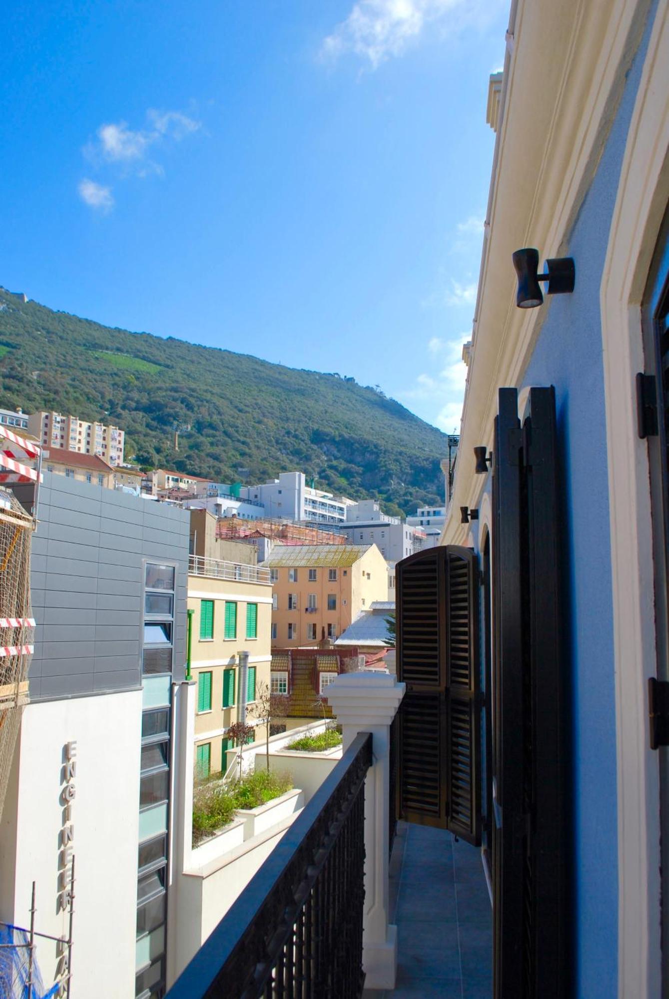 Fabulous City Centre Apartment - Grand Central House Gibraltar Buitenkant foto
