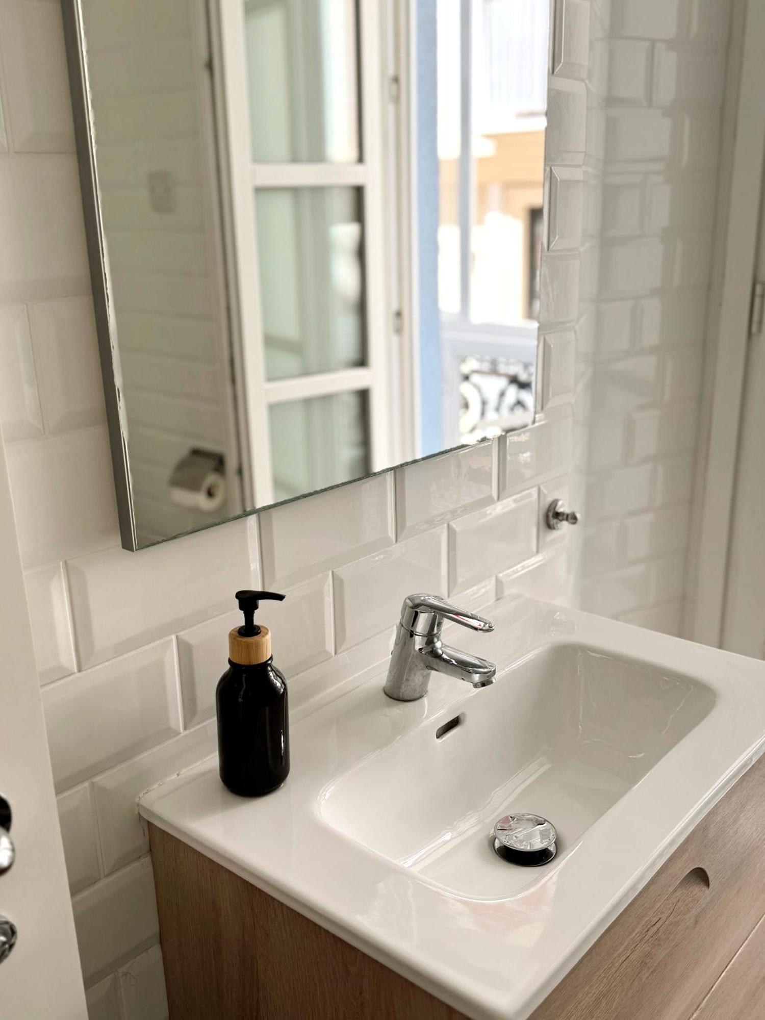 Fabulous City Centre Apartment - Grand Central House Gibraltar Buitenkant foto