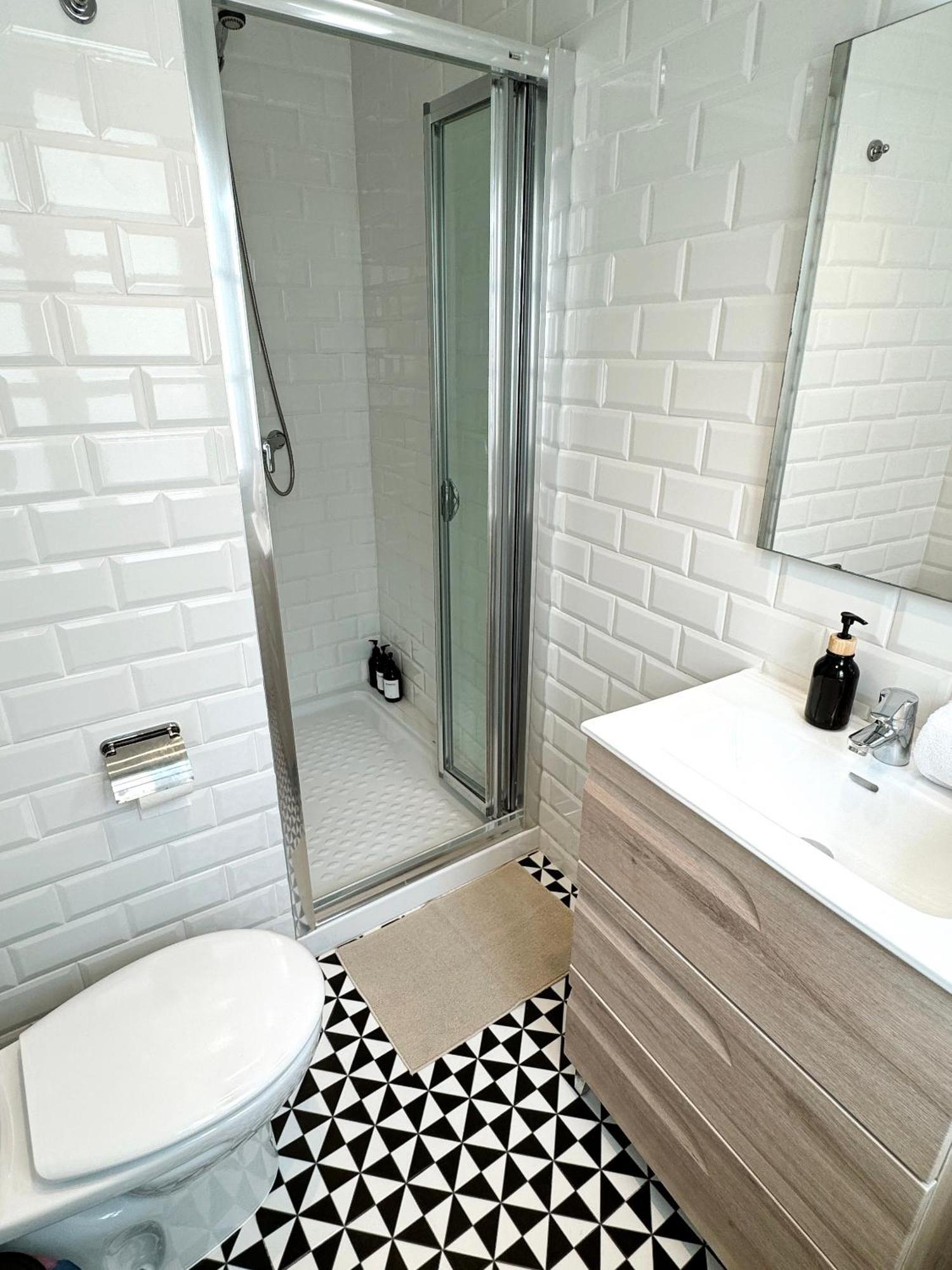 Fabulous City Centre Apartment - Grand Central House Gibraltar Buitenkant foto